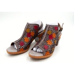 L'Artiste Spring Step Pricilla Gray Sandals Cut Out Leather Heels Floral SZ 42